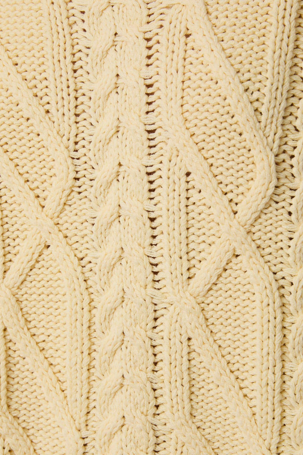 Short Sleeve Cable Knit Sweater