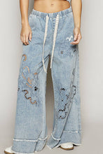 Load image into Gallery viewer, Lightweight Cutout Wide Leg Jeans