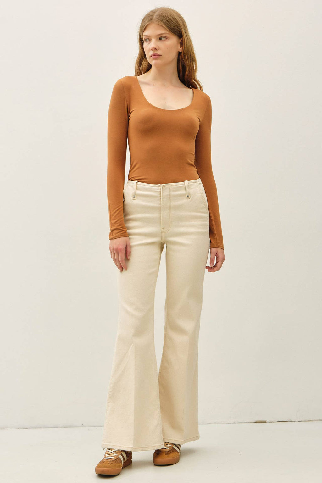 Basic Long Sleeve Scoop Neck Top