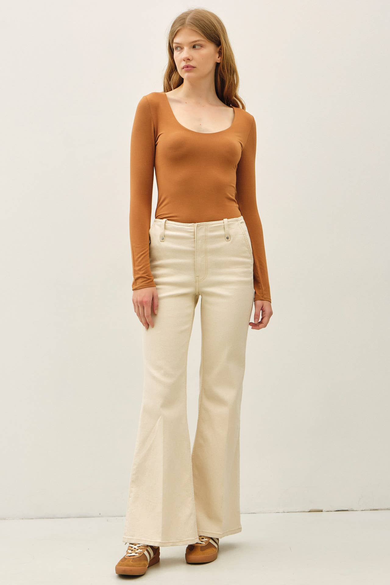Basic Long Sleeve Scoop Neck Top