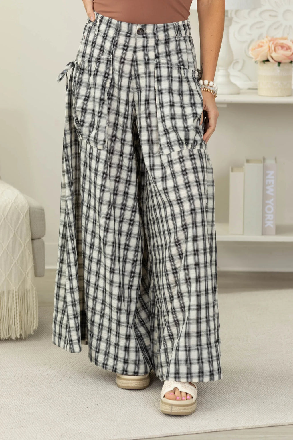 Wide Leg Checkered Pants