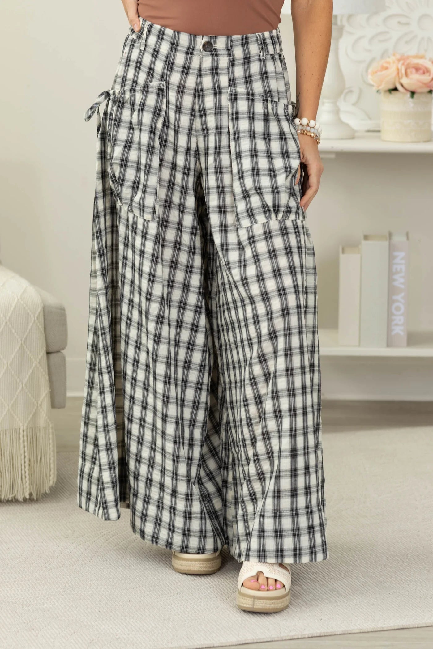 Wide Leg Checkered Pants