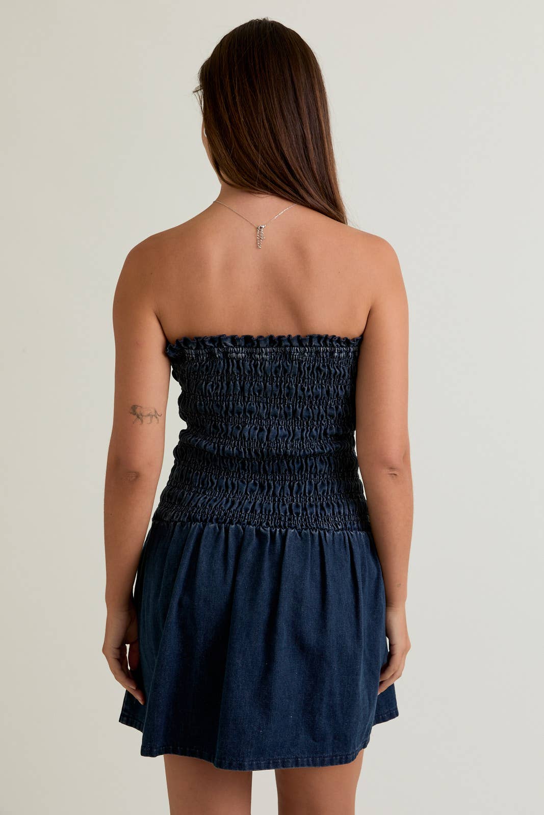 SMOCKING BODICE DENIM TUBE DRESS