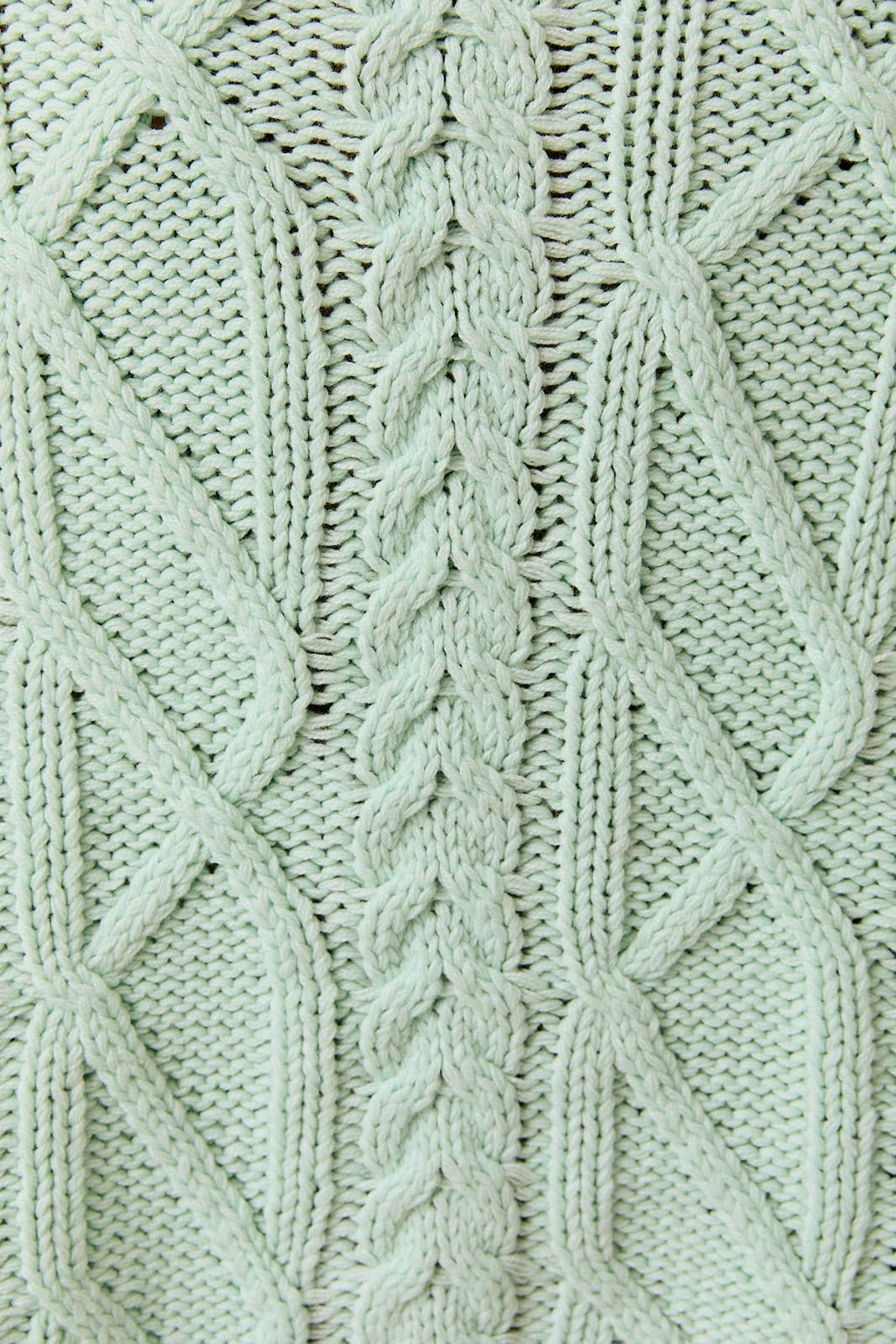Short Sleeve Cable Knit Sweater
