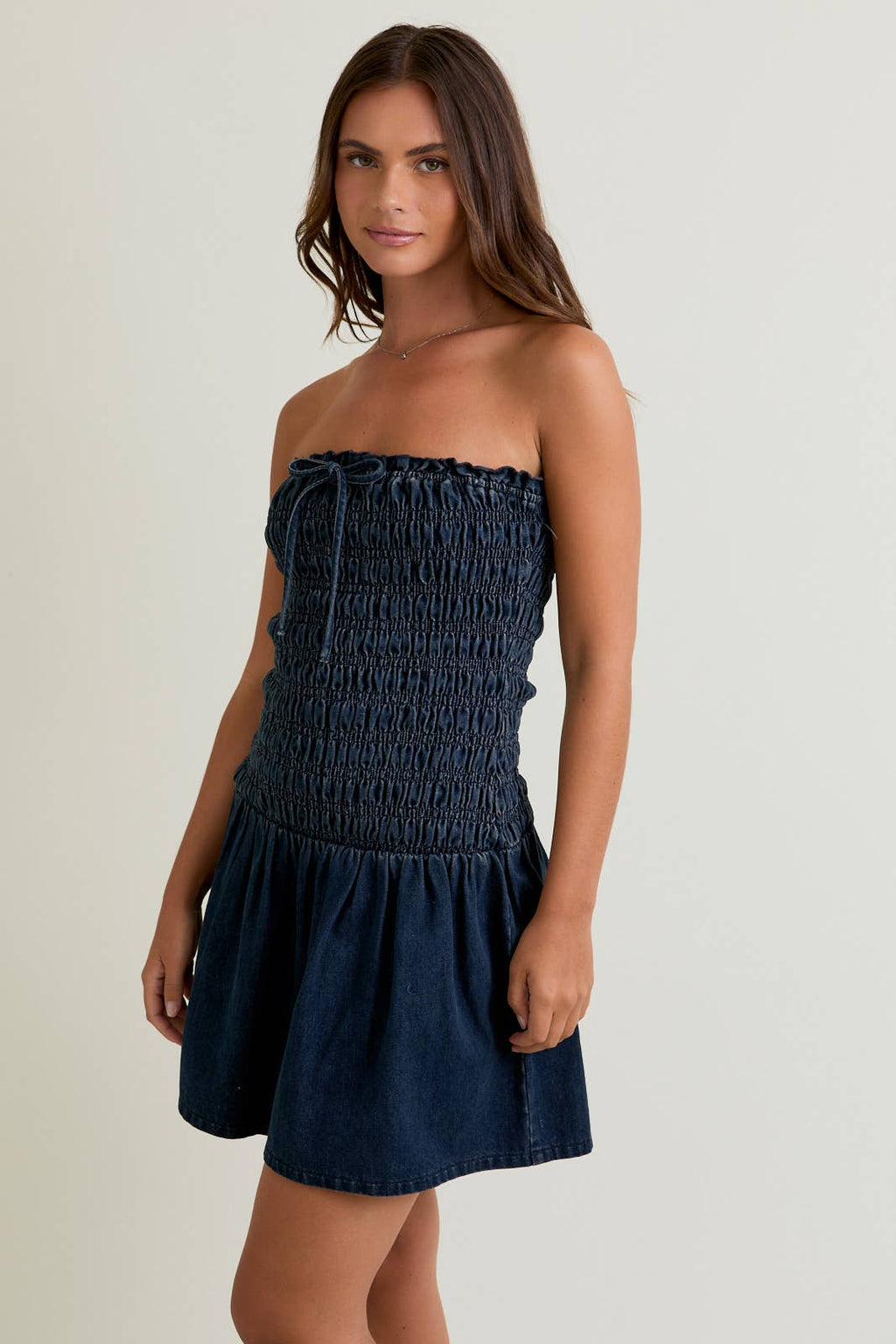 SMOCKING BODICE DENIM TUBE DRESS