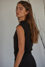 Load image into Gallery viewer, Ruched Side Mock Neck Top