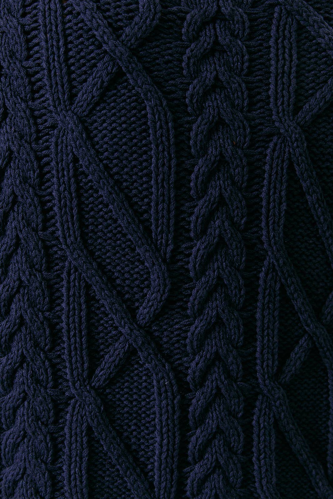 Short Sleeve Cable Knit Sweater