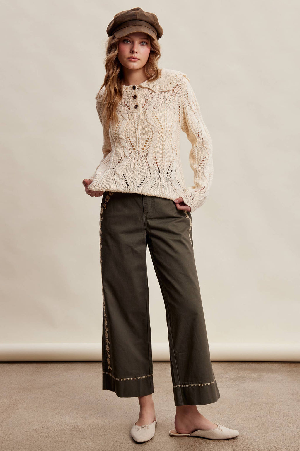 Floral Embroidered Cropped Wide-Leg Pants