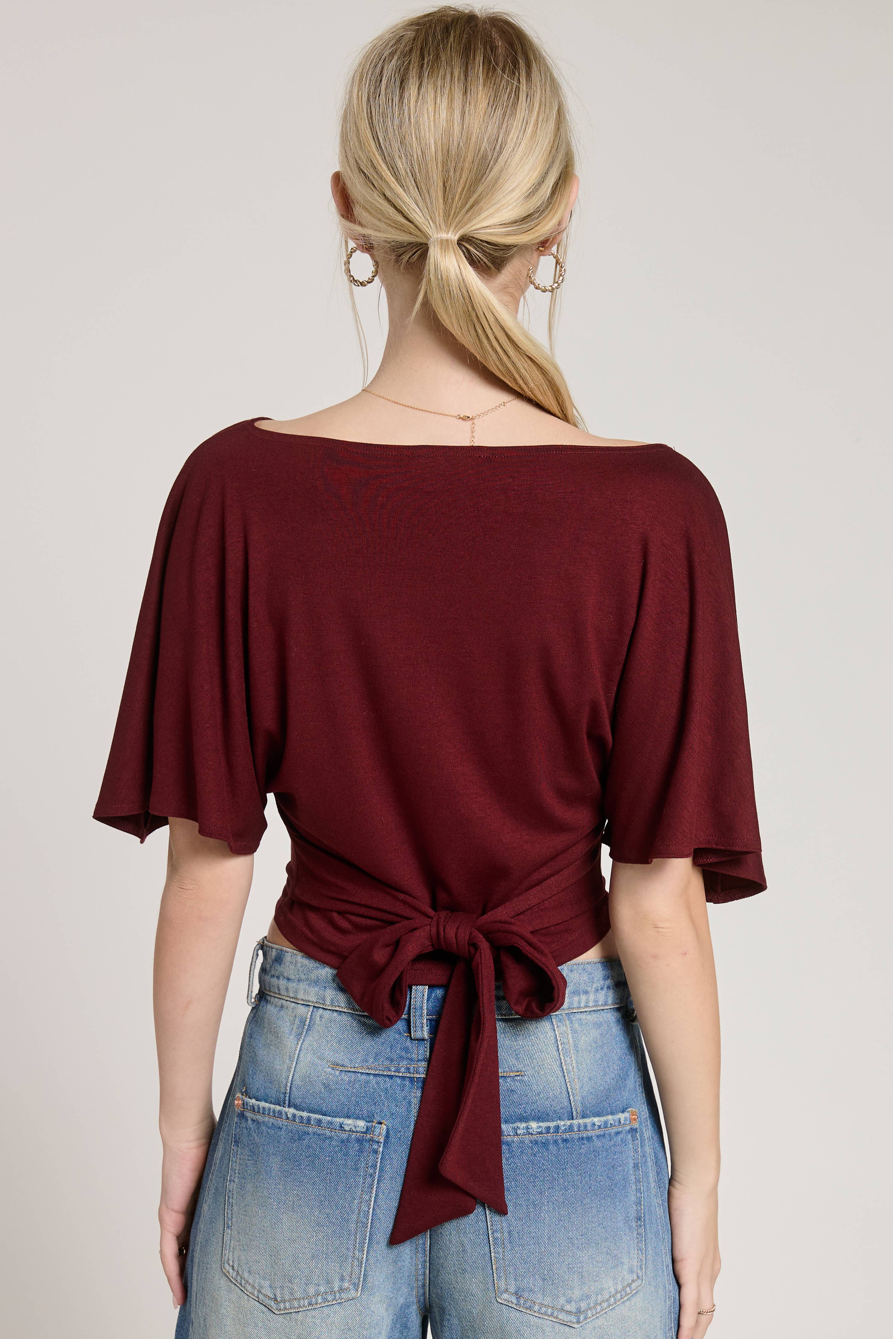 Batwing Short Sleeve Tie Back Knit Top