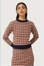 Load image into Gallery viewer, Knitted sweater with checkered print