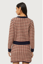 Load image into Gallery viewer, Knitted sweater with checkered print