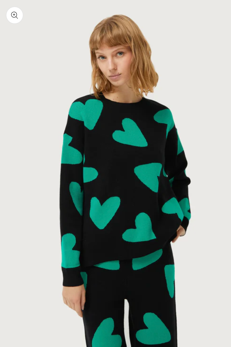 Black heart jacquard knit sweater