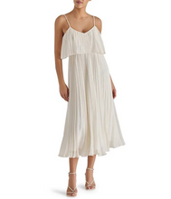 Load image into Gallery viewer, Marshmallow Sakura Dress