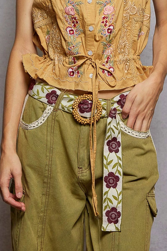 Embroidered Floral Belt