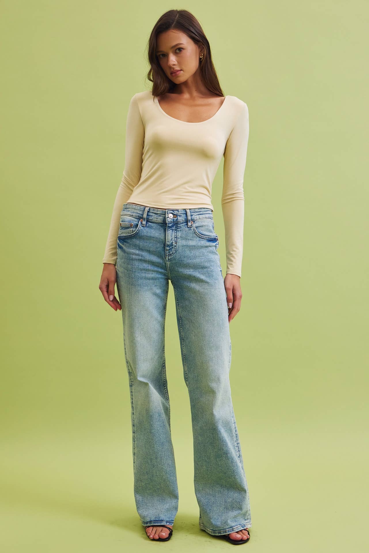 Basic Long Sleeve Scoop Neck Top