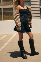 Load image into Gallery viewer, SMOCKING BODICE DENIM TUBE DRESS