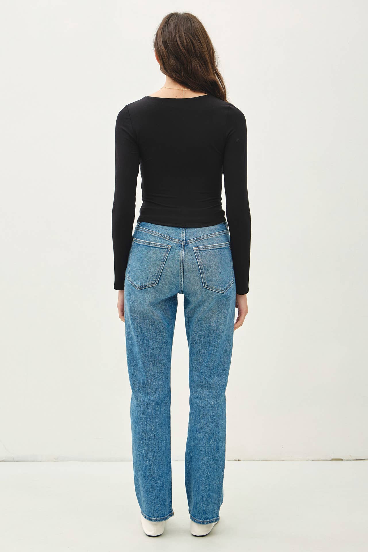 Basic Long Sleeve Scoop Neck Top