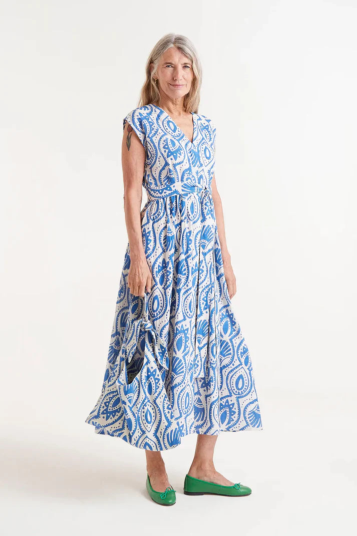 Funky Sleeveless Midi Dress