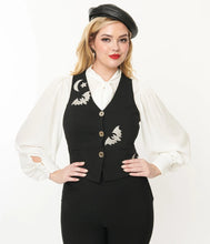 Load image into Gallery viewer, Button Up Bat Vest