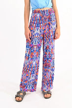 Load image into Gallery viewer, Tigerlily Graphic Pants