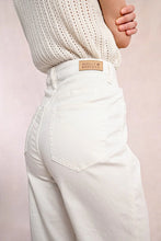 Load image into Gallery viewer, White Wide Leg Jeans