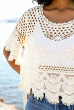 Load image into Gallery viewer, Crochet Crop Top