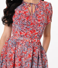 Load image into Gallery viewer, Leaf Print Midi Dress