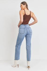 CLEAN STRAIGHT LEG JEANS