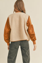 Load image into Gallery viewer, Contrast Sherpa Jacket