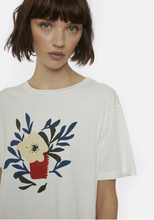 Load image into Gallery viewer, White Tee with Flower