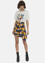Load image into Gallery viewer, White Tee with Flower