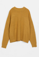 Load image into Gallery viewer, OVERSIZE YELLOW JUMPER