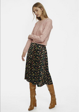 Load image into Gallery viewer, Baby Pink Ribbed Sweater