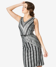 Load image into Gallery viewer, 1920s Silver Sequin Sleeveless Cocktail Dress