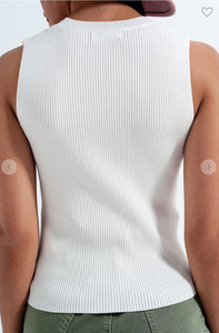 KNITTED RIB TANK IN CREAM
