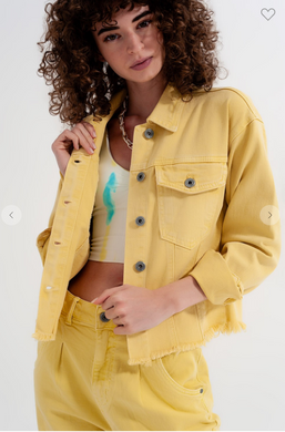 RAW HEM DENIM JACKET IN YELLOW