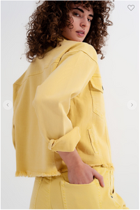 RAW HEM DENIM JACKET IN YELLOW
