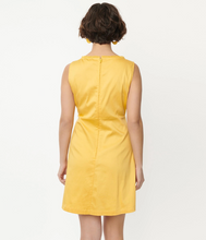 Load image into Gallery viewer, Tulip Shift Dress