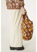 Load image into Gallery viewer, Autumn Quilted Bag