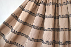 1950s Brown Satin and Embroidered Lace Dress size XS