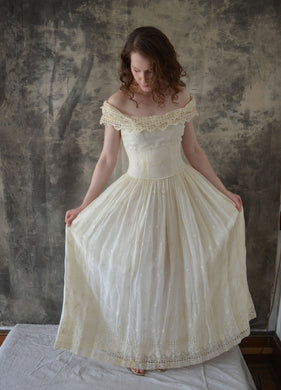 1950s Eyelet Lace Wedding Gown