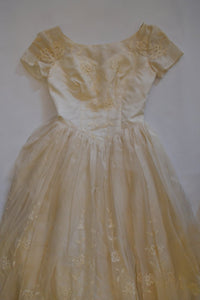 1960s Ivory Organza Wedding Gown