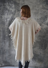 Load image into Gallery viewer, 70s Natural Wool Fringe Poncho
