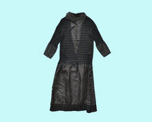 Load image into Gallery viewer, 1920s Black Dress size M/L