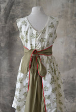 Load image into Gallery viewer, 1950s Child&#39;s Dress and Hat Set