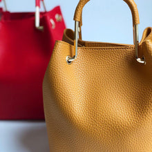 Load image into Gallery viewer, Compania Fantastica Bucket Bag