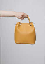 Load image into Gallery viewer, Compania Fantastica Bucket Bag
