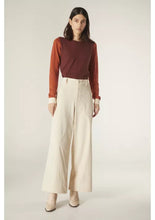 Load image into Gallery viewer, Wide Leg White Trousers